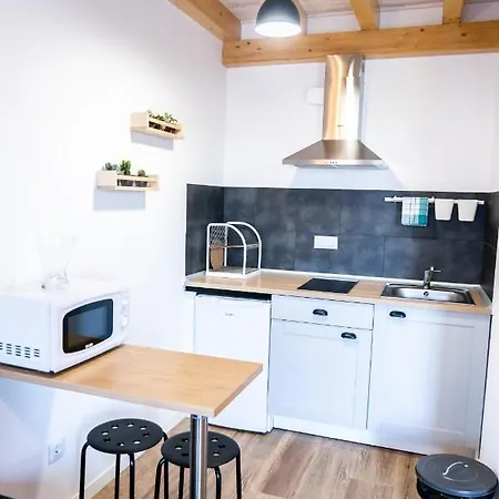 Secuoyas Apartamento *